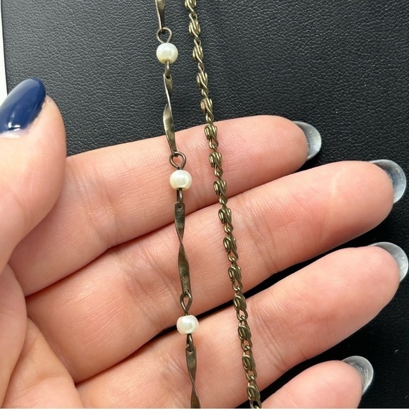 Classic Versatile Long Double Layered Gold Tone Chain with White Faux Pearls 26” - Picture 6 of 7